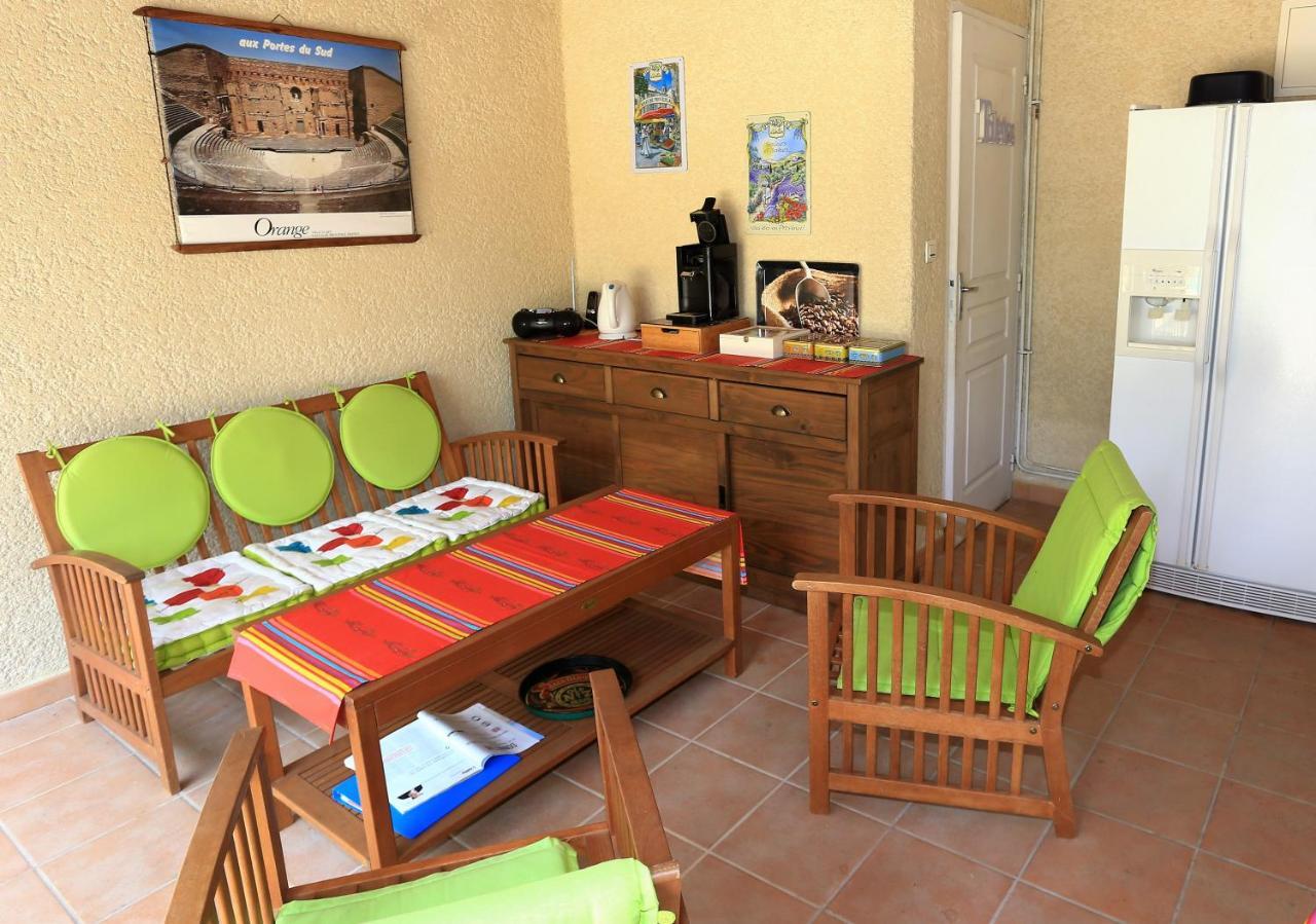 Bed and Breakfast Santolines En Provence Piolenc Zewnętrze zdjęcie